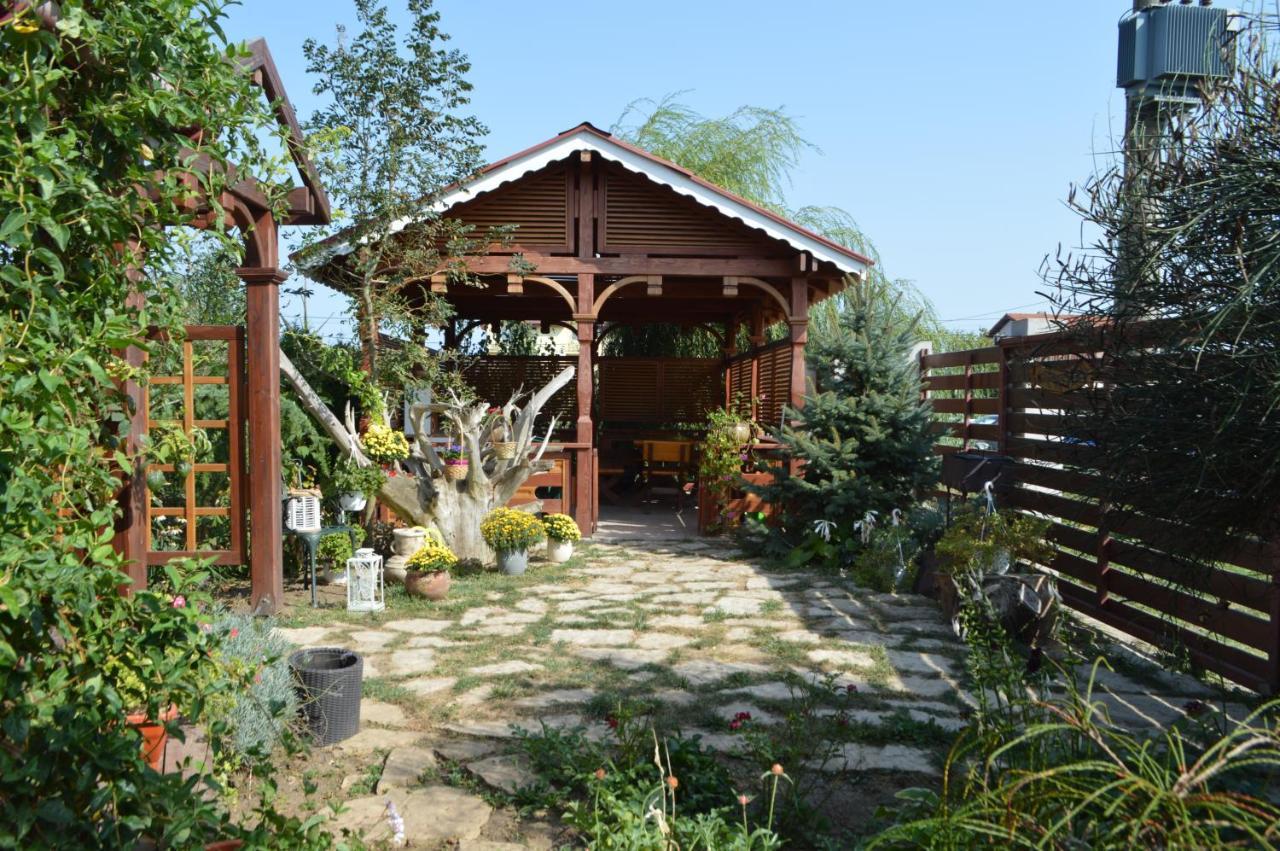 Cabane De Lemn Costinesti Zewnętrze zdjęcie