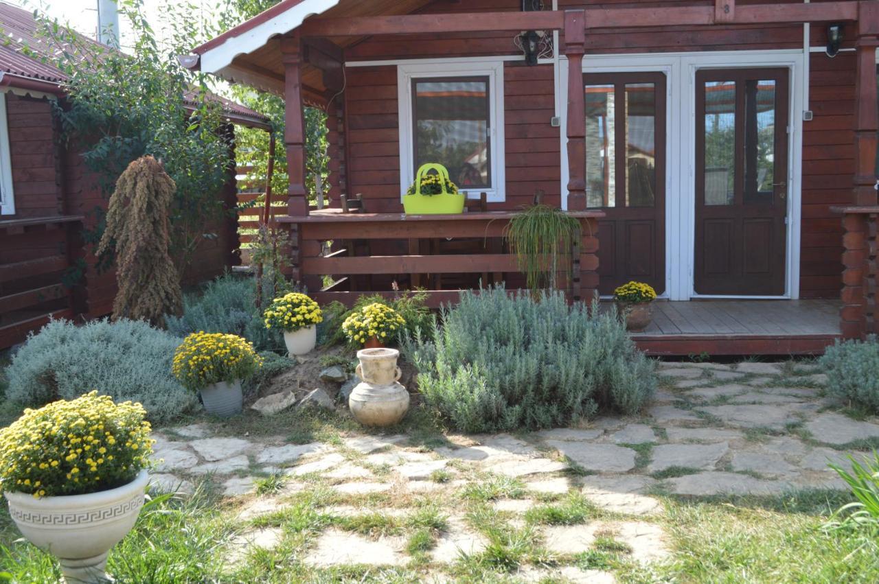 Cabane De Lemn Costinesti Zewnętrze zdjęcie